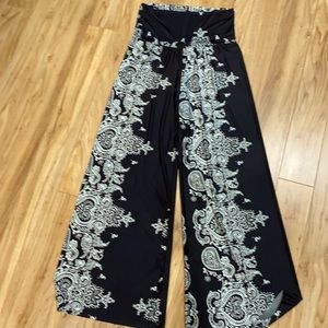 XL Slinky pants